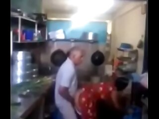 Srilankan chacha shagging his Freulein yon kitchen in a few words