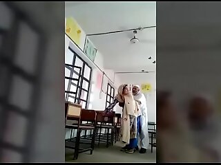 Indian elderly Muslim principle hook-up with lecturer in class bedroom
